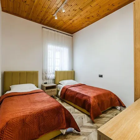 Olive Heart Of By Pikhost Appartement