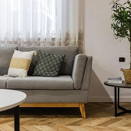 Appartement Olive Heart Of By Pikhost